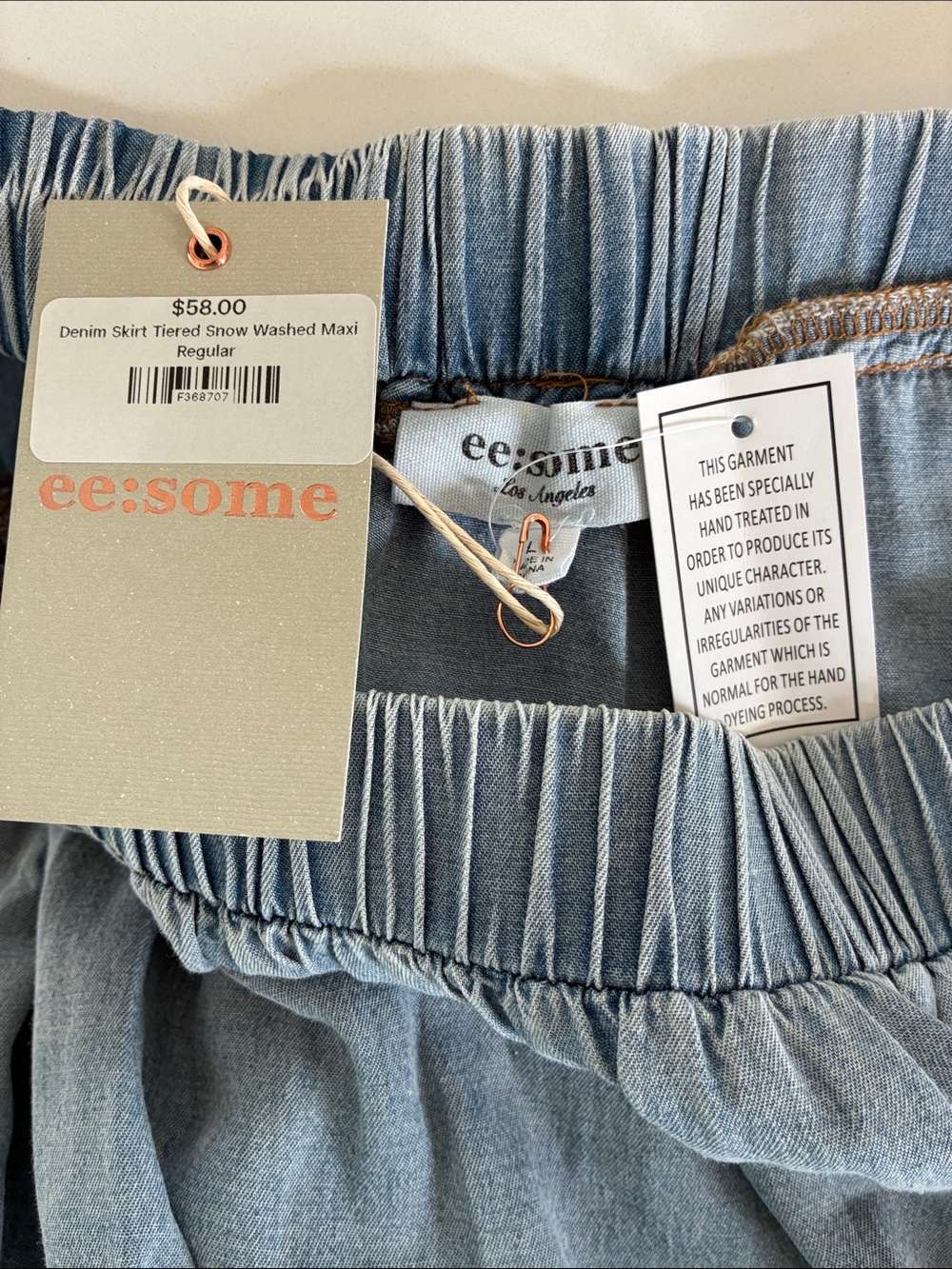 eesome Light Blue Tiered Chambray Maxi Skirt, NWT, Size Large - Picture 4 of 5